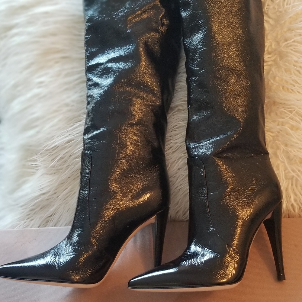 Beautiful brand new Gianvito Rossi leather boots.